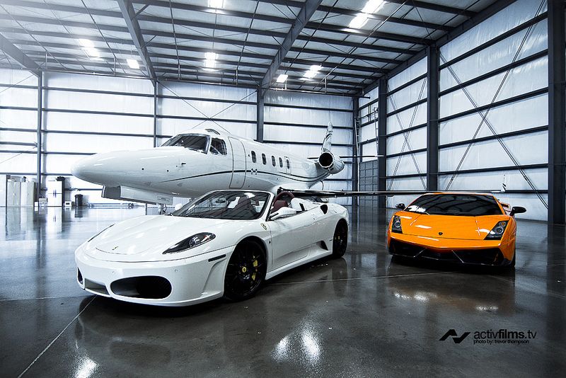 How-to-Differentiate-Being-Rich-vs.-Wealthy-Secret-Entourage